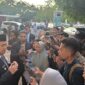 Foto: Wali Kota Makassar Munafri Arifuddin saat dimintai keterangan terkait satu tahun kepemimpinan Presiden Prabowo Subianto dan Wakil Presiden Gibran Rakabuming Raka