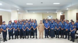 Foto: Wali Kota Makassar, Munafri Arifuddin di sela-sela kegiatan Diklat Pemadaman I In House Training Program 70 JP Tahun 2025 bagi aparatur dan petugas lapangan Dinas Pemadam Kebakaran dan Penyelamatan (Damkarmat) Kota Makassar