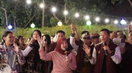 Foto: Wakil Wali Kota Makassar, Aliyah Mustika Ilham bersama Paskibraka Kota Makassar 2025