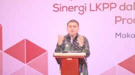 Foto: Wali Kota Makassar, Munafri Arifuddin saat memberikan sambutan pada Sosialisasi Implementasi Peraturan Presiden (Perpres) Nomor 46 Tahun 2025 tentang Sinergi LKPP dalam Peningkatan Penggunaan Produk Dalam Negeri