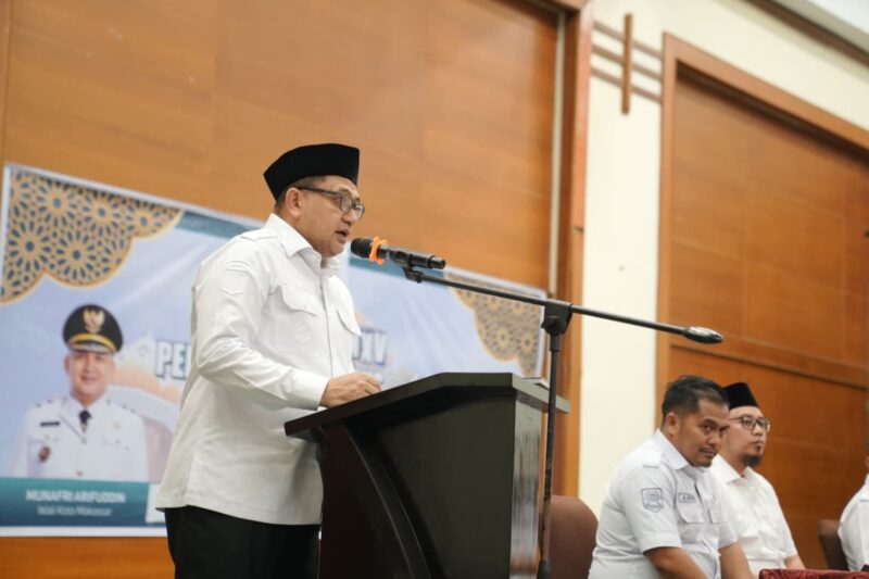 Foto: Wali Kota Makassar, Munafri Arifuddin saat memberi sambutan pada penutupan Pelatihan Pengurus Masjid se-Kota Makassar
