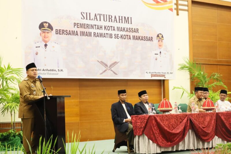 Foto: Wali Kota Makassar, Munafri Arifuddin saat memberikan sambutan dalam kegiatan Silaturahmi Pemerintah Kota Makassar bersama Imam Rawatib se-Kota Makassar