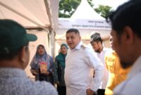 Foto: Wali Kota Makassar, Munafri Arifuddin saat menghadiri kegiatan Gerakan Pangan Murah di Kecamatan Manggala