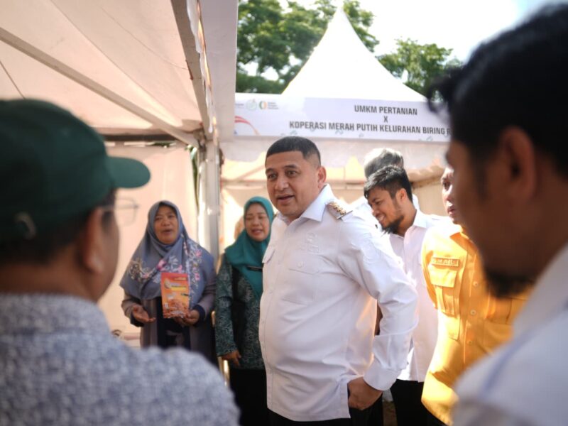 Foto: Wali Kota Makassar, Munafri Arifuddin saat menghadiri kegiatan Gerakan Pangan Murah di Kecamatan Manggala