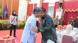 Foto: Wali Kota Makassar, Munafri Arifuddin saat menghadiri kegiatan penandatanganan Nota Kesepahaman dan Perjanjian Kerja Sama antara Kejaksaan Tinggi Sulawesi Selatan dengan Pemerintah Provinsi serta Pemerintah Kabupaten/Kota se-Sulawesi Selatan
