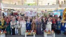 Foto: etua Dekranasda Kota Makassar, Melinda Aksa bersama Wakil Gubernur Sulsel dan Ketua Tim penggerak PKK sulsel