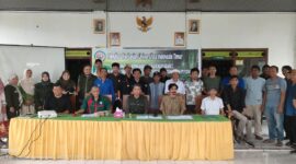 Foto: Tim PKM Fakultas Pertanian UIT bersama Pemerintah Desa dan kelompok tani Gunung Silanu Jeneponto