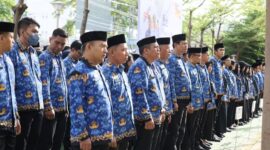 Foto: Suasana upacara  peringatan Hari Ulang Tahun ke-54 Korps Pegawai Republik Indonesia (KORPRI) Tahun 2025 di halaman Kantor Balai Kota Makassar