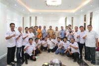Foto: Wali Kota Makassar, Munafri Arifuddin bersama Pengurus Komite Olahraga Nasional Indonesia (KONI) tingkat kecamatan se-Kota Makassar 
