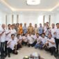 Foto: Wali Kota Makassar, Munafri Arifuddin bersama Pengurus Komite Olahraga Nasional Indonesia (KONI) tingkat kecamatan se-Kota Makassar 