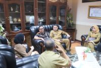 Foto: Wali Kota Makassar Munafri Arifuddin bersama Kepala Kejaksaan Tinggi Sulawesi Selatan, Didik Farkhan Alisyahdi