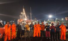 Terombang-ambing di Laut Malam, Lima Nelayan Selamat Berkat Respons Cepat BPBD Makassar