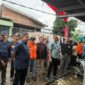 Foto: Walikota Makassar Munafri Arifuddin saat meninjau lokasi banjir