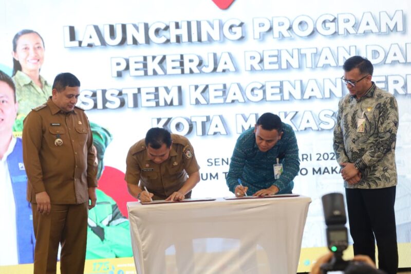 Foto: Walikota Makassar Munafri Arifuddin bersama Direktur Utama BPJS Ketenagakerjaan, Pramudya Iriawan Buntoro dalam kegiatan Launching Sistem Keagenan Penggerak Jaminan Sosial (PERISAI)