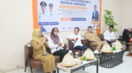 Wali Kota Makassar, Munafri Arifuddin saat mendampingi Wamenkes RI dr. Benyamin Paulus Octavianus