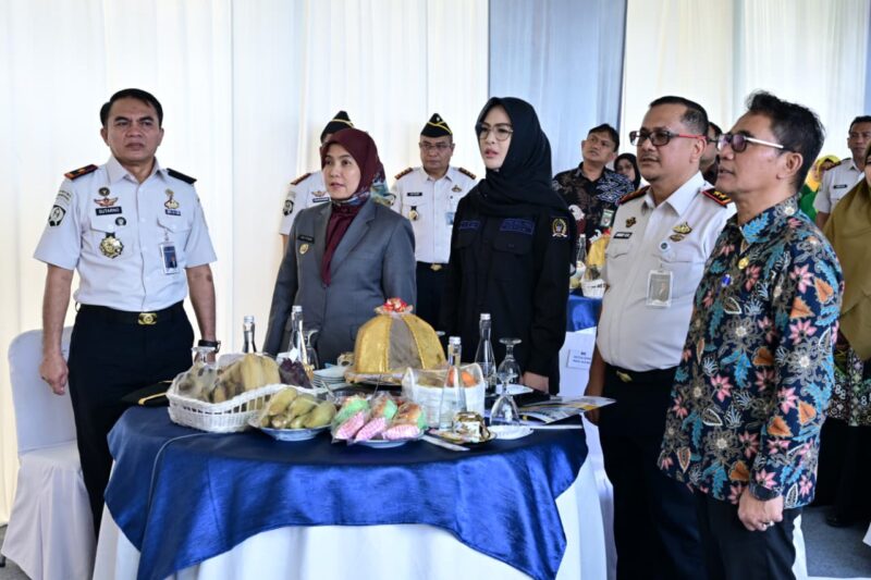 Foto: Wakil Wali Kota Makassar, Aliyah Mustika Ilham bersama Ketua DPRD Provinsi Sulawesi Selatan, Andi Rachmatika Dewi