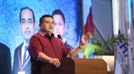 Foto: Sambutan Walikota Makassar Munafri Arifuddin dalam pelantikan pengurus PERADI Kota Makassar