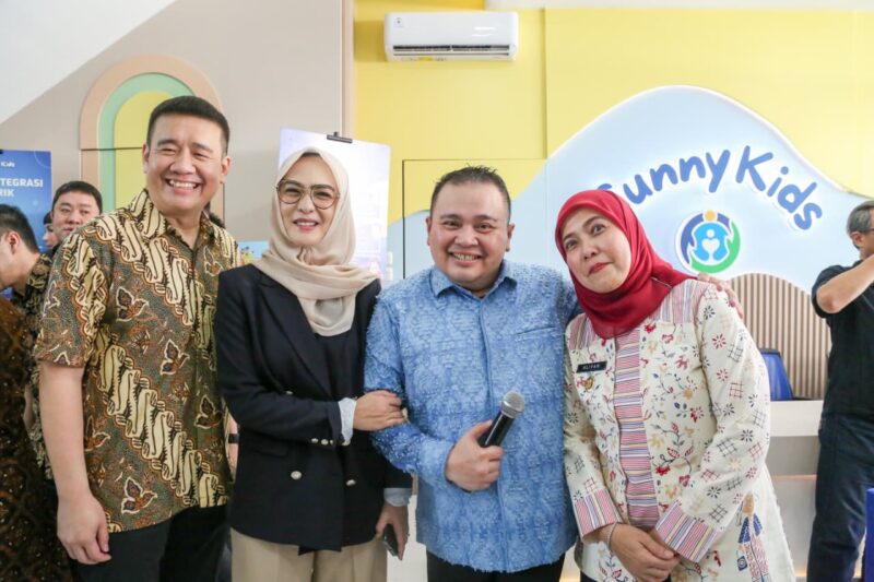 Foto: Wakil Wali Kota Makassar, Aliyah Mustika Ilham, bersama etua DPRD Provinsi Sulawesi Selatan Andi Rachmatika Dewi saat menghadiri peresmian Sunny Kids Makassar