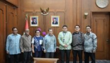 Foto: Wali Kota Makassar, Munafri Arifuddin saat berkunjung ke Kantor Kementerian Luar Negeri RI