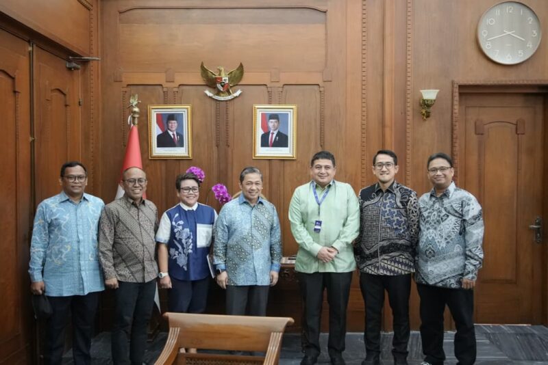 Foto: Wali Kota Makassar, Munafri Arifuddin saat berkunjung ke Kantor Kementerian Luar Negeri RI