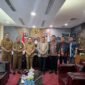 Foto: Wali Kota Makassar, Munafri Arifuddin dan rombongan bersama Direktur Jenderal Bina Keuangan Daerah (Keuda) Kementerian Dalam Negeri Republik Indonesia, Dr. Drs. Agus Fatoni