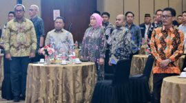 Foto: Wakil Wali Kota Makassar, Aliyah Mustika Ilham saat menghadiri Hari Ulang Tahun (HUT) ke-6 Jaringan Media Siber Indonesia (JMSI) 