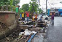 Foto: Penertiban PKL di Jalan Sultan Alauddin
