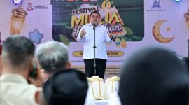 Foto: Wali Kota Makassar, Munafri Arifuddin saat membuka Festival Mulia Ramadan di Masjid Terapung Losari
