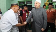 Walikota Munafri saat melakukan safari subuh