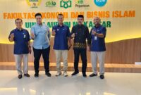 Pimpinan wilayah PT. Pegadaian wilayah VI Makassar bersama Dekan FEBI Prof. Dr. Amiruddin K, M.E.I