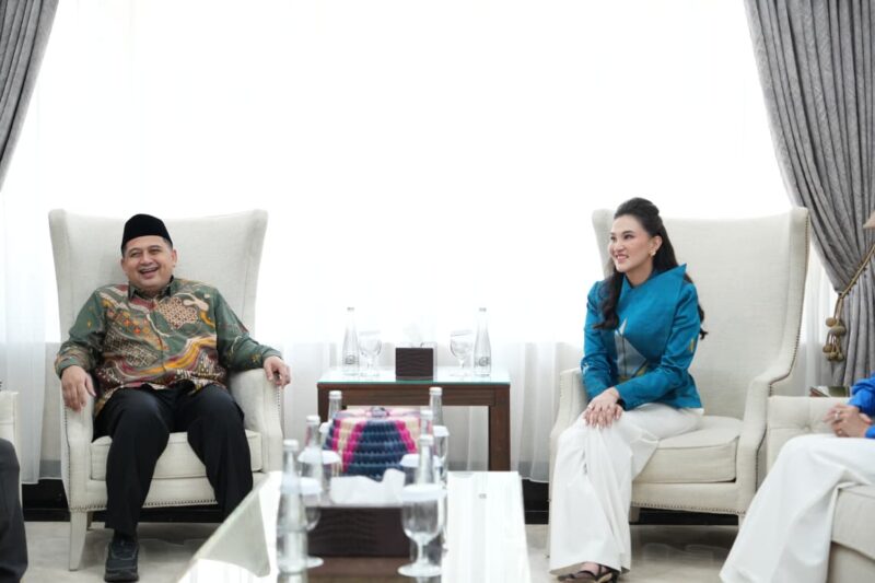 Wali Kota Makassar Munafri Arifuddin bersama Gubernur Maluku Utara Sherly Tjoanda