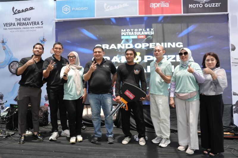 Wali Kota Makassar, Munafri Arifuddin saat  peresmian showroom Motoplex Putra Sulawesi