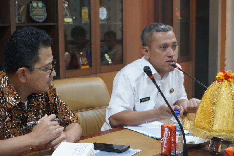 Bupati Jeneponto, H. Paris Yasir, SE, MM, bersama Kepala Balai Besar Wilayah Sungai (BBWS) Pompengan Jeneberang