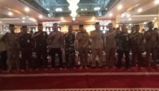 Bupati Jeneponto, H. Paris Yasir, SE., MM bersama forkopimda saat pelepasan JCH 