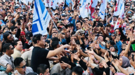 Presiden Prabowo Subianto saat peringatan Hari Buruh Internasional di Monas (Foto: BPMI Setpres)