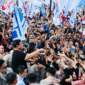 Presiden Prabowo Subianto saat peringatan Hari Buruh Internasional di Monas (Foto: BPMI Setpres)