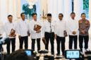 Kapolri Jenderal Listyo Sigit Prabowo bersama Komisi Percepatan Reformasi Polri (KPRP)