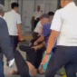 tangkapan layar vidio yang beredar saat sejumlah pegawai berupaya menghalau dan mengamankan massa aksi