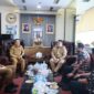Walikota Makassar, Munafri Arifuddin saat bertemu Direktur Jenderal (Dirjen) Bina Keuangan Daerah (Keuda) Kementerian Dalam Negeri (Kemendagri)