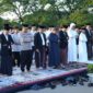 Wali Kota Makassar, Munafri Arifuddin saat pelaksanakan Salat Idul Adha 1447 Hijriah tingkat Kota Makassar