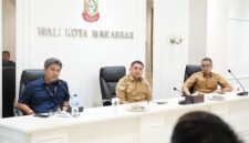 Dirut Perumda Parkir Makassar Raya bersama Walikota Makassar