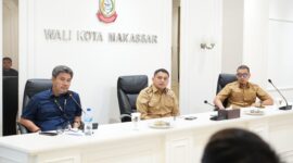 Dirut Perumda Parkir Makassar Raya bersama Walikota Makassar