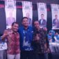 Ketua Dewan Pimpinan Daerah (DPD) Himpunan Nelayan Seluruh Indonesia (HNSI) Sulawesi Selatan (tengah)