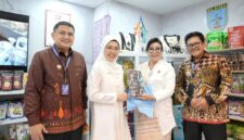 Walikota dan Ketua PKK Kota Makassar dalam acara Indonesia City Expo 2026