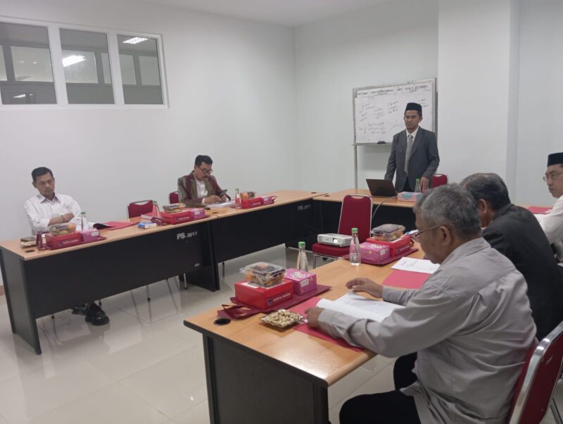 Ujian Hasil Program Doktor Siarjuddin Ketua Jurusan Ekonomi Islam UIN Alauddin Makassar