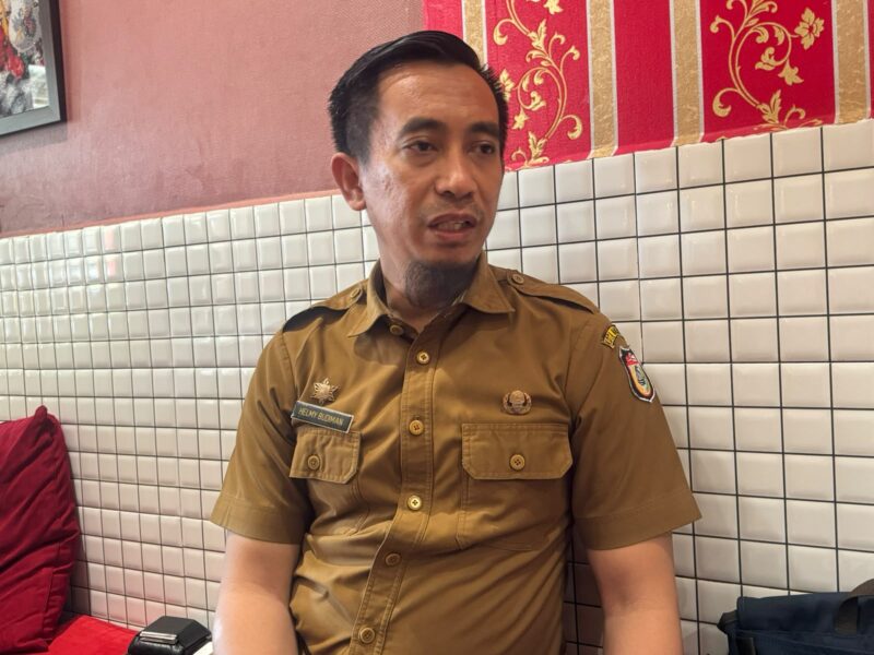 Kepala Dinas Lingkungan Hidup (DLH) Kota Makassar, Helmy Budiman, 