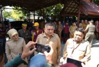 Wali Kota Makassar, Munafri Arifuddin, Wakil Wali Kota Makassar Aliyah Mustika Ilham bersama Kepala Dinas Pemberdayaan Masyarakat Desa (PMD) Sulsel, Drs. H. Muh Saleh, M.Si. 