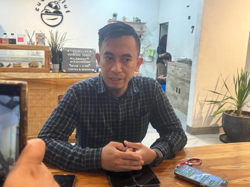 Kepala Dinas Lingkungan Hidup (DLH) Kota Makassar, Helmy Budiman, 