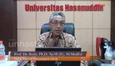 Prof. dr. Budu, Ph.D., Sp.M(K), M.Med.Ed. Plt Kepala LLDIKTI IX (Foto Unhas TV)