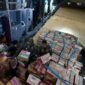 Bantuan logistik bagi masyarakat terdampak  bencana gempa bumi di NTT (Foto: BPMI Setpres)